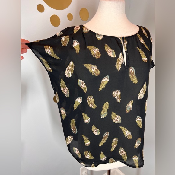 EUC Joie Lamia Feather Print Blouse - Picture 9 of 10